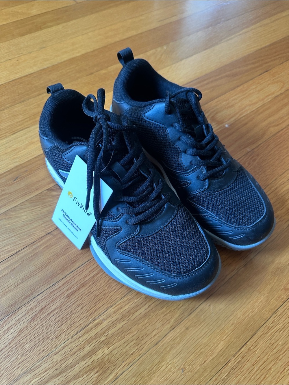 Women's Black NWT Fitville Amadeus pickleball shoes Wide toe box.